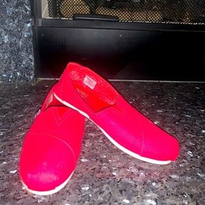 Worn once Red size 10 great casual flat shor
